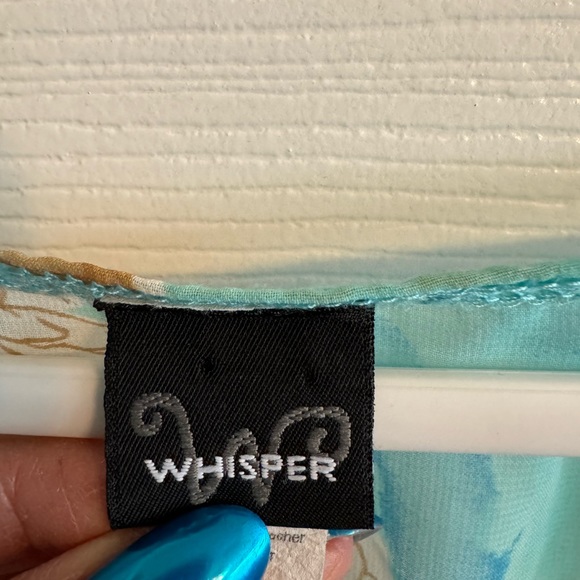 Beautiful Lightweight Cropped Blouse - Picture 5 of 6